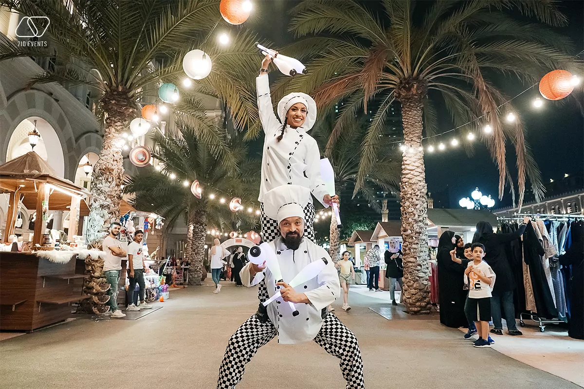 COOKS ACROBATS IN DUBAI