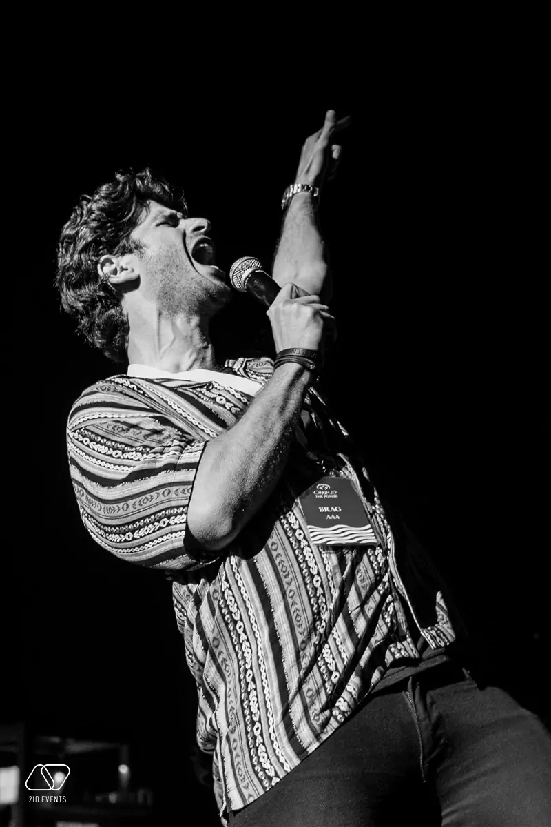 MALE-MC-IN-THE-UAE-1