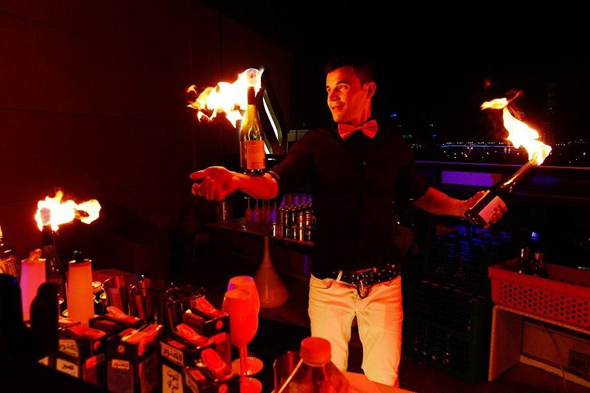 BARTENDERS-SHOW-IN-DUBAI-1.jpg