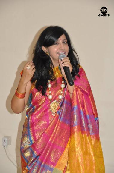 BILINGUAL-MC-AND-HINDI-SINGER-IN-THE-UAE-2.jpg