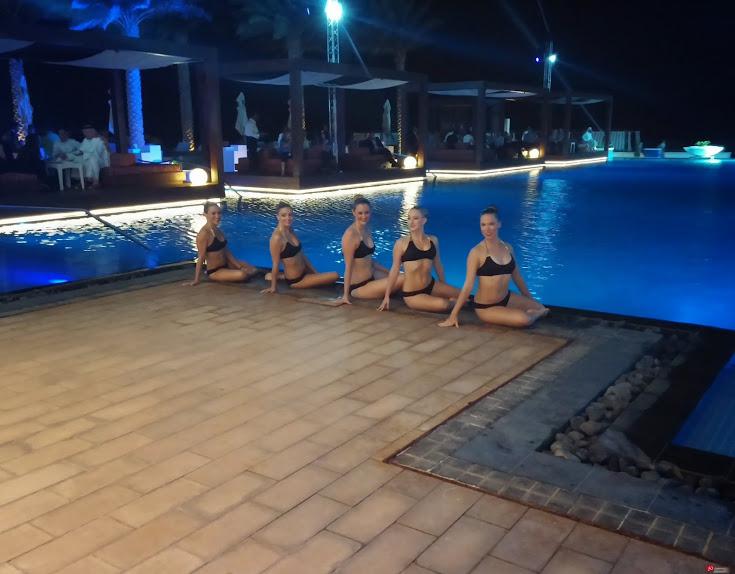 SYNCHRONIZED-SWIMMERS-IN-DUBAI-4.jpg
